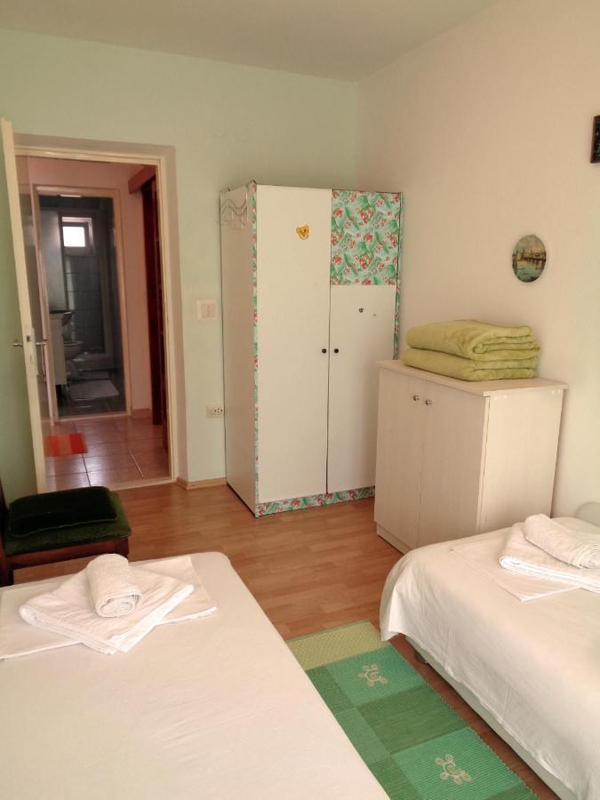 Katja Beach Apartment Racisce Exterior photo